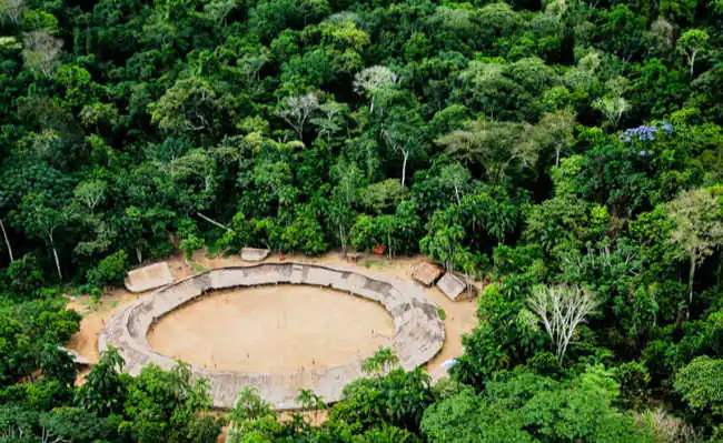 Invasões em terras indígenas crescem 135% no governo Bolsonaro_x000D_