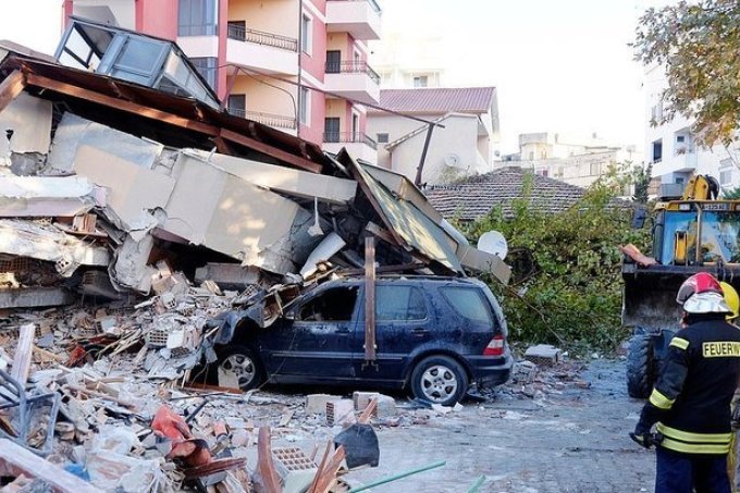 Terremoto atinge a Albânia e mata pelo menos 6 pessoas