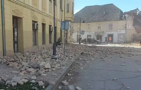 Terremoto de magnitude 6