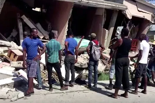 Terremoto no Haiti fez mais de 300 mortos