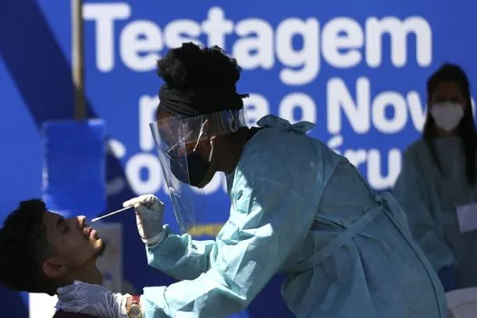 Brasil ainda falha na testagem de Covid quatro anos após primeiro caso