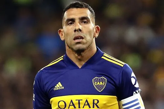 Aos 38 anos, Tevez anuncia aposentadoria: ‘Eu dei tudo que tinha no meu coração’