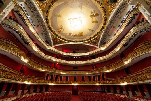 Nas férias de janeiro, Theatro Municipal oferece visitas guiadas gratuitas