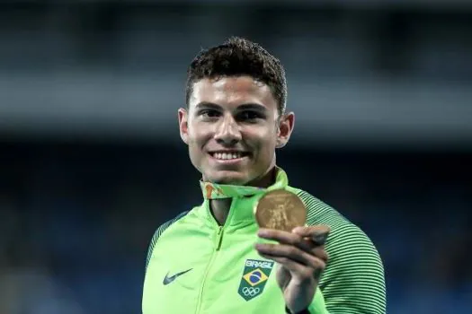 Campeão olímpico, Thiago Braz é suspenso preventivamente por doping