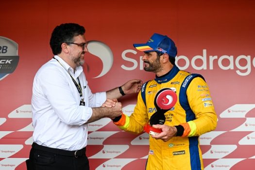 Noticias  Nelson Piquet Jr garante lugar na quarta fila em Tarumã