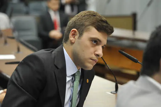 Thiago Auricchio é eleito vice-presidente da CDDC