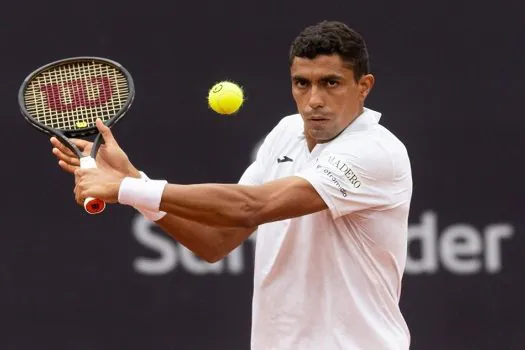 Thiago Monteiro supera Norbert Gombos e vence Challenger na Áustria