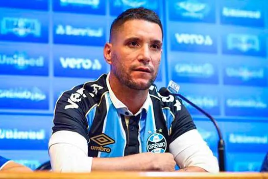 Após rescisão com o Grêmio, Thiago Neves deve acertar com o Fluminense