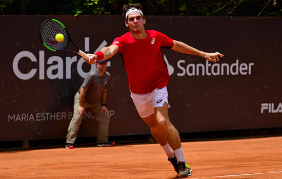 Thiago Wild perde para Zverev e Brasil inicia Copa Davis com derrota