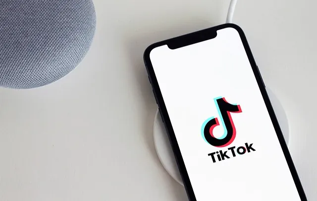 Geração Z começa a substituir Google por TikTok em buscas