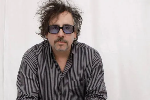 Cidade de SP ganha grafite com arte assinada pelo ator Tim Burton