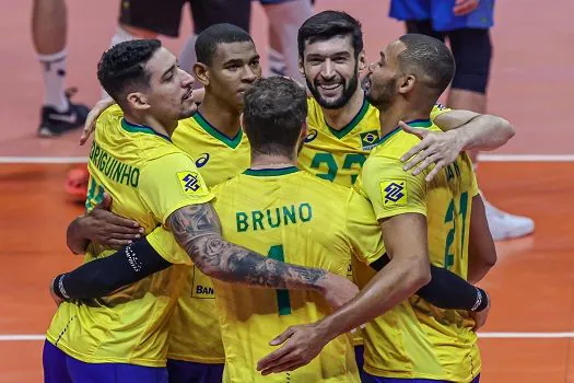 Liga das Nações: Com saque e bloqueio eficientes, Brasil supera a Eslovênia por 3 sets a 1