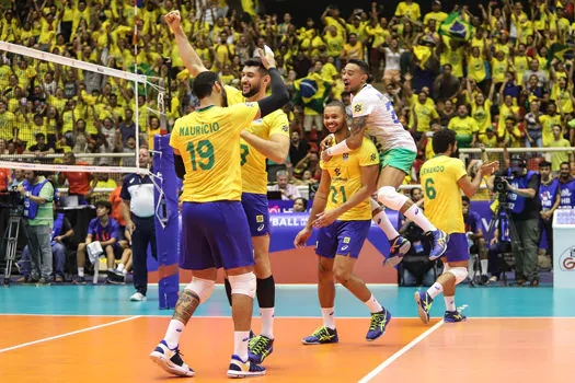 Vôlei masculino: Brasil encerra etapa de Cuiabá com a terceira vitória