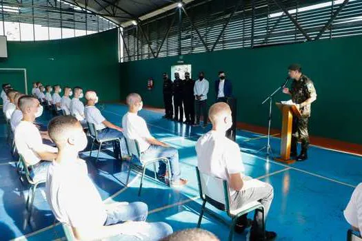 Tiro de Guerra de São Caetano realiza aula inaugural para 100 atiradores