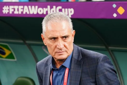 Tite se despede da seleção de forma triste