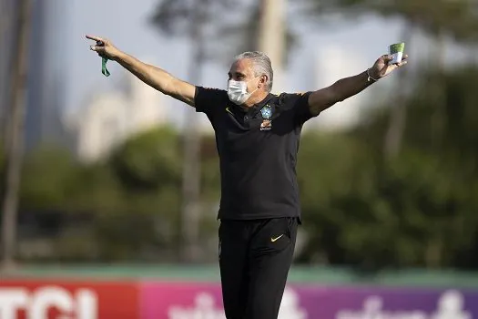 Tite indica três mudanças e encerra preparação do Brasil para jogo com Argentina