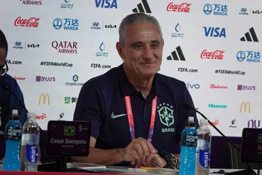 Tite não confirma os substitutos de Neymar e Danilo