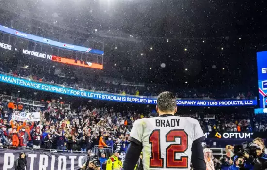 Decisão de Tom Brady de seguir jogando desvaloriza bola do seu último touchdown