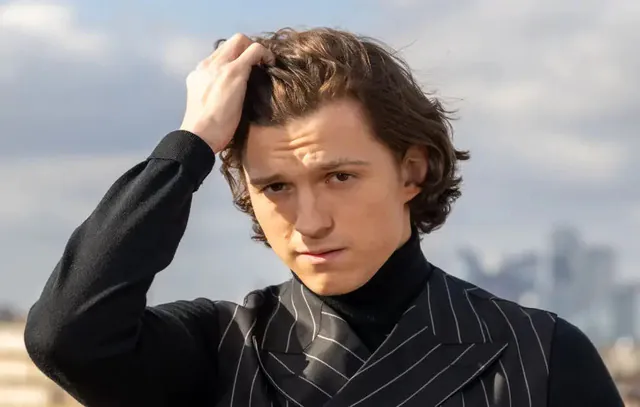 Tom Holland nega que pausa na carreira foi por críticas negativas a ‘Entre Estranhos’