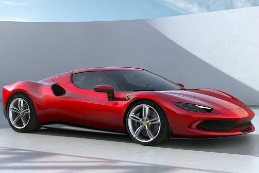 Tomada rápida – Ferrari lança segundo carro híbrido plug-in