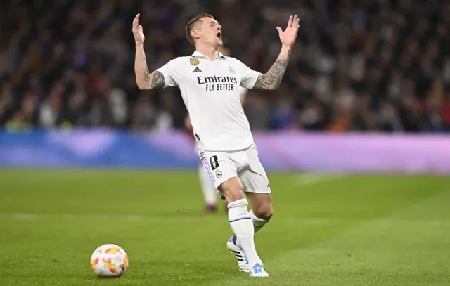 Toni Kroos crítica a atual camisa do Real Madrid