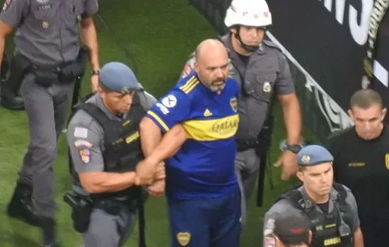 Torcedor do Boca Juniors preso por racismo é liberado após pagar fiança