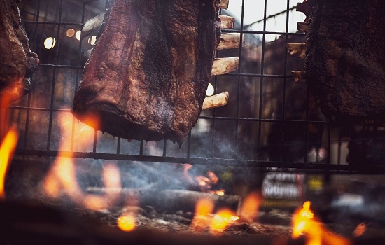 Festival de torresmo e churros chega Tapiratiba neste final de semana