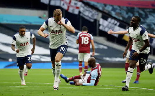 Em jogo eletrizante, Tottenham e West Ham empatam em 3 a 3