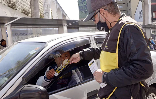 Santo André realiza ação do Maio Amarelo na Rua Coronel Oliveira Lima