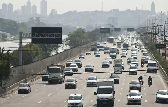 Av. Jacú Pêssego ganha marcos quilométricos