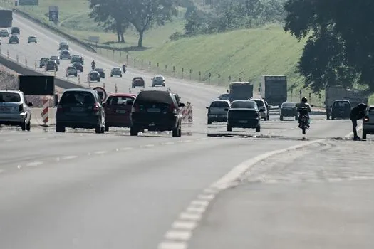 Na Páscoa, 4 milhões de veículos devem passar por rodovias de SP