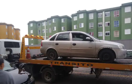 Operação contra transporte clandestino apreende dois veículos em Mauá