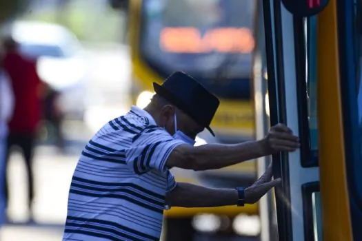 Gratuidade no transporte público é aprovada para idosos em São Paulo