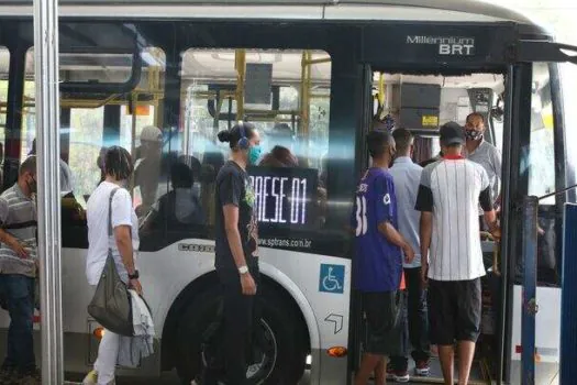 Tempo gasto no transporte público na cidade de SP sobe 10 minutos em um ano