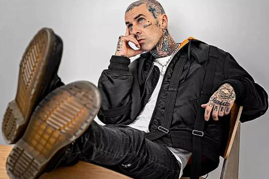 Travis Barker, baterista do Blink-182, é hospitalizado nos EUA