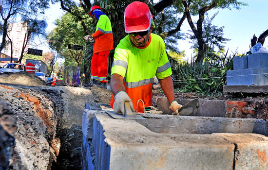 Trecho da Av Prestes Maia será interditado para obras durante feriado prolongado