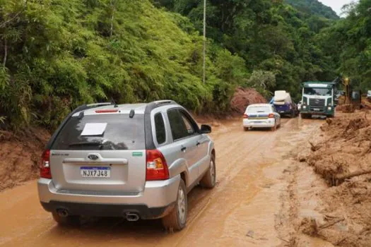 Governo de SP desobstrui último trecho da Rio-Santos (SP-055)