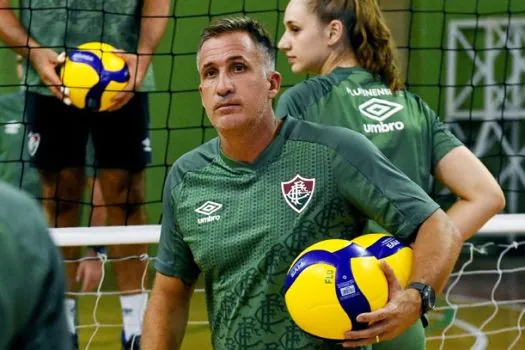 Técnico Guilherme Schmitz vive melhor momento da carreira no vôlei