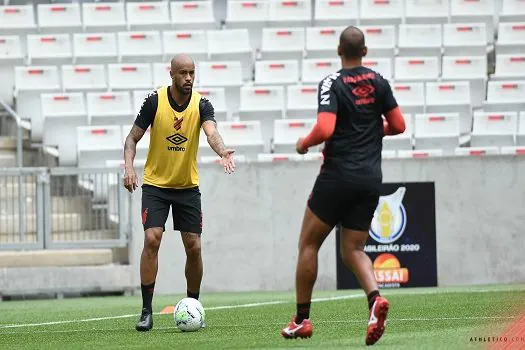 Em disputa de meio da tabela, Athletico-PR e Atlético-GO se enfrentam