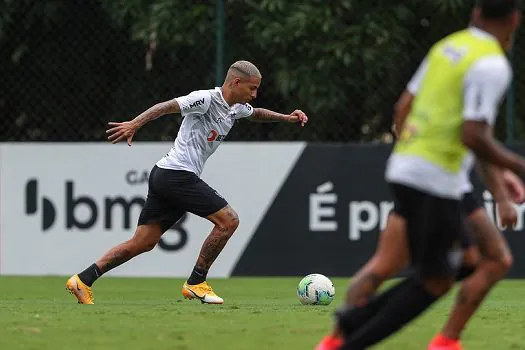 Ainda sonhando com o título, Atlético-MG recebe Bahia no Mineirão