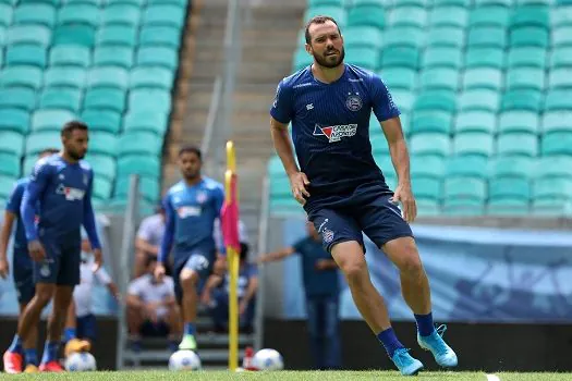 Bahia recebe o Red Bull Bragantino para se afastar do Z4