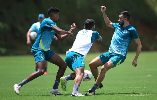 Chapecoense recebe Brasil de Pelotas para retomar a liderança da Série B