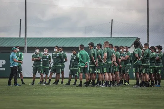 Coritiba recebe o Botafogo no Couto Pereira na briga contra o Z4