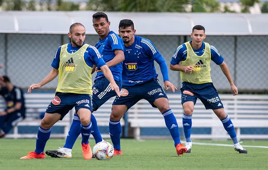 Cruzeiro e Cuiabá se enfrentam no Estádio Independência