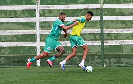 Goiás recebe o Sport em duelo de dois times que brigam contra o rebaixamento