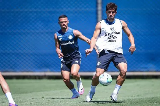 Fortaleza e Grêmio medem forças na Arena Castelão pela 29ª rodada do brasileirão