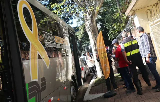 Maio Amarelo: Motoristas de ônibus invertem papéis com pessoas idosas