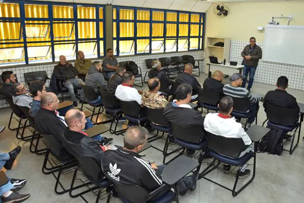 Santo André realiza treinamento para profissionais de transporte