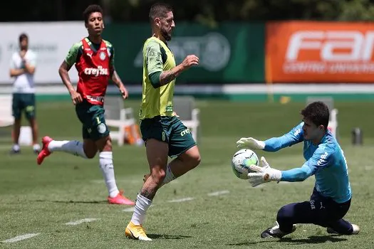 Há 4 dias da final da Libertadores, Palmeiras recebe o Vasco em jogo atrasado da 1ª rodada