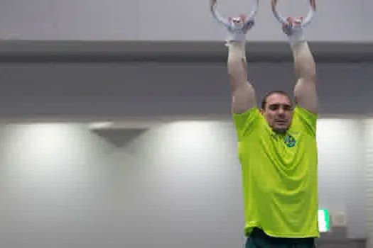 Com os medalhistas Zanetti e Nory, ginástica masculina inicia caminhada nos Jogos